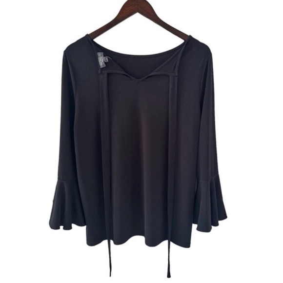 The Limited Black 3/4 Sleeve Top with Back Tie Detail Size Medium - Picture 5 of 9
